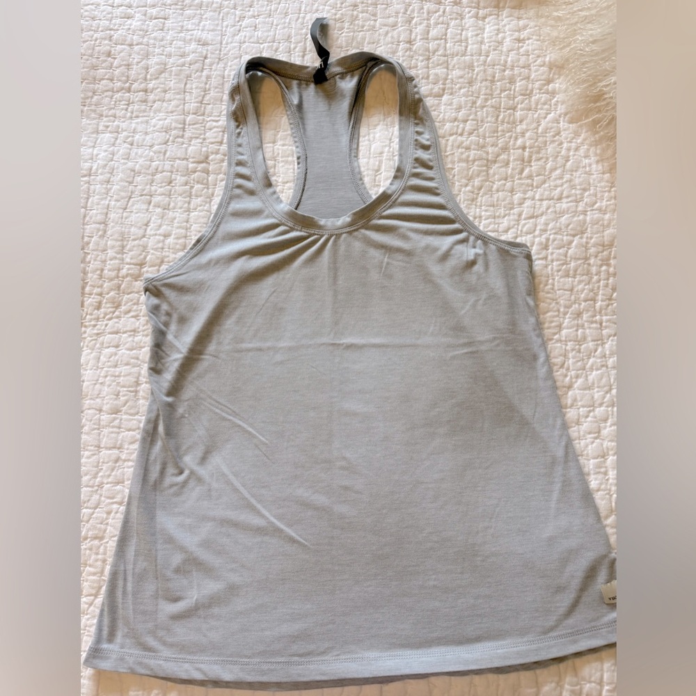 Vuori Lux Performance Tank - LARGE